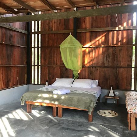 Amazona Lodge Летісія Екстер'єр фото